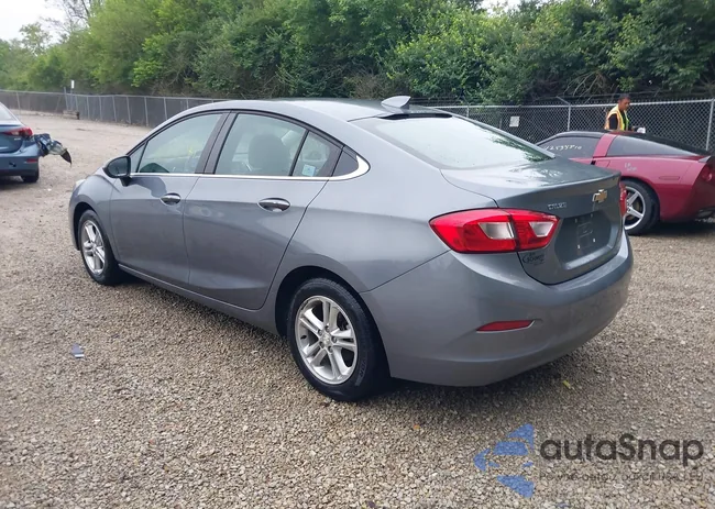 1G1BE5SM2J7240594: 42515241