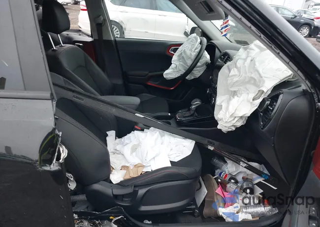 KNDJ53AU1S7924367: 42516707