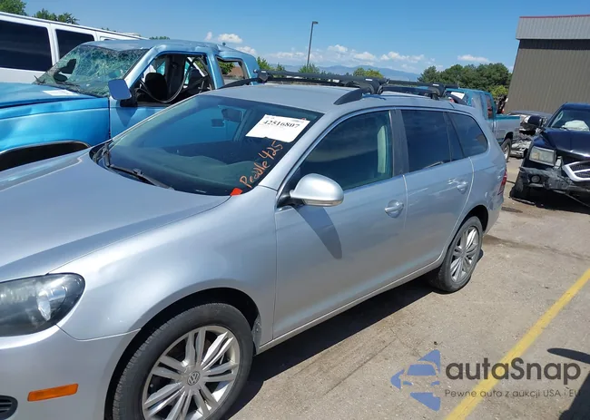 3VWPL7AJ8EM608162: 42516807