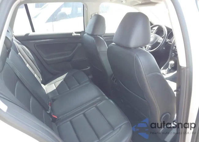 3VWPL7AJ8EM608162: 42516807