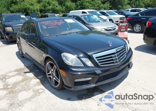 WDDHF7HB6AA119107: 42517085