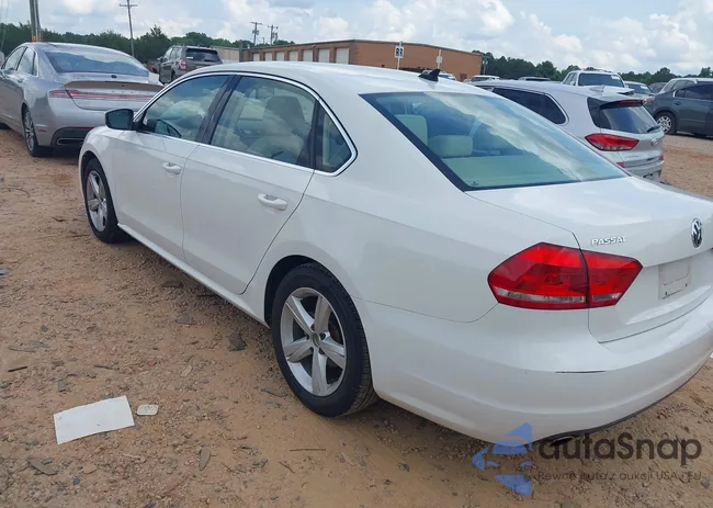 1VWBT7A3XEC042650: 42517610