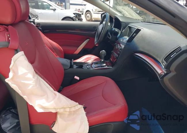 JN1CV6FE5BM950180: 42517637