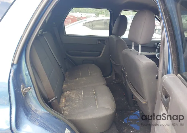 1FMCU9D78AKD30659: 42517688