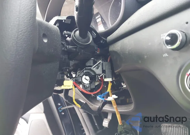 KNDPMCAC6N7013508: 42517713