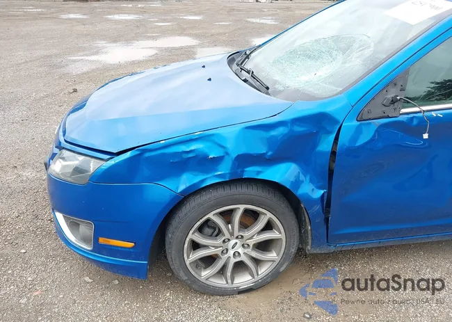 3FAHP0JA4BR233717: 42517900