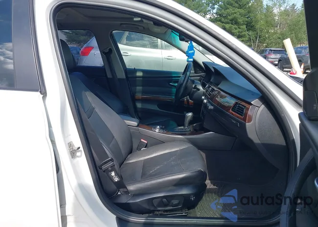 WBAPK5C54BA657147: 42517998