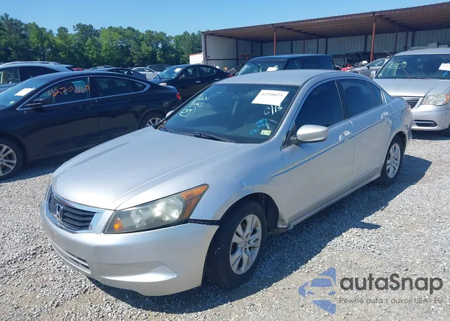 1HGCP26409A084621: 42518073