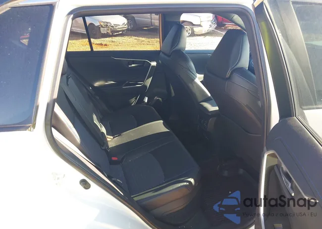 2T3E6RFV1PW038080: 42518107