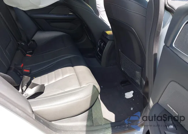 WBA63AW0XPFP50556: 42517241