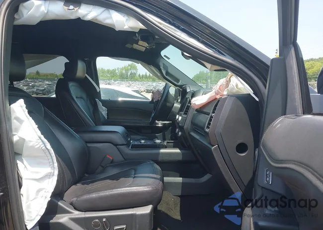 1FMJK2AT0MEA17484: 42517526