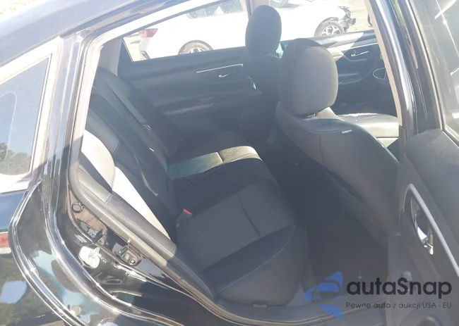 1N4AL3AP1GC174621: 42518639