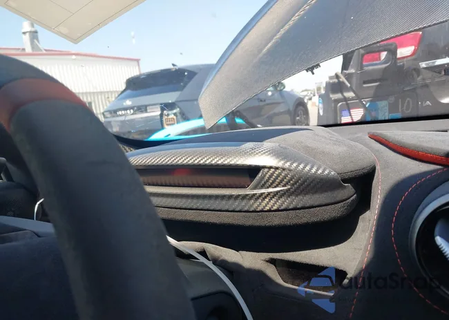 SBM14RCA6MW765337: 42518680