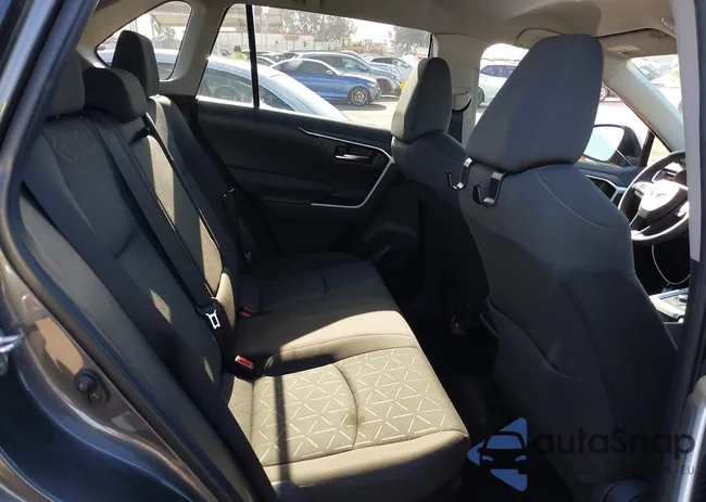 4T3RWRFV6NU061336: 42518747