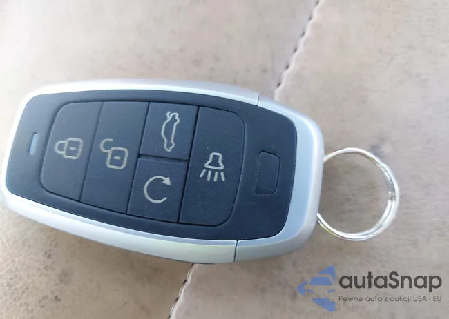 KMHC85LC0JU065414: 42518822