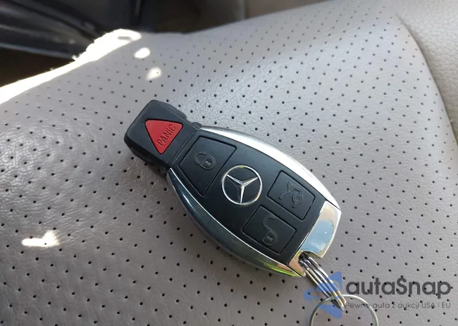 WDDGF8BBXAF448776: 42519017