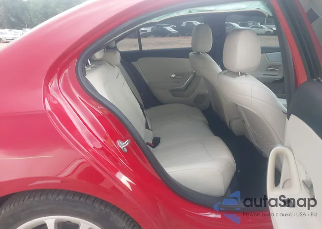 WDD3G4FB9KW024375: 42519047