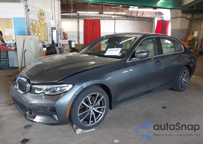 WBA5R7C5XKFH12284: 42519945