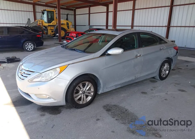 5NPEC4AC4DH577135: 42520074