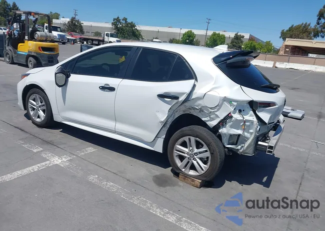 JTND4MBE9N3186581: 42520158