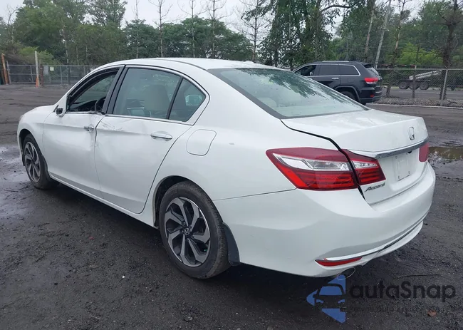 1HGCR3F07GA002345: 42520627