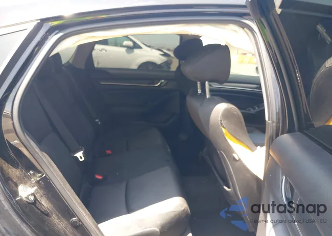 1HGCV1F19KA044422: 42520634