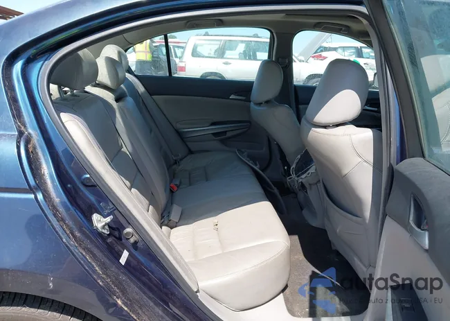 5KBCP3F85AB009935: 42520810