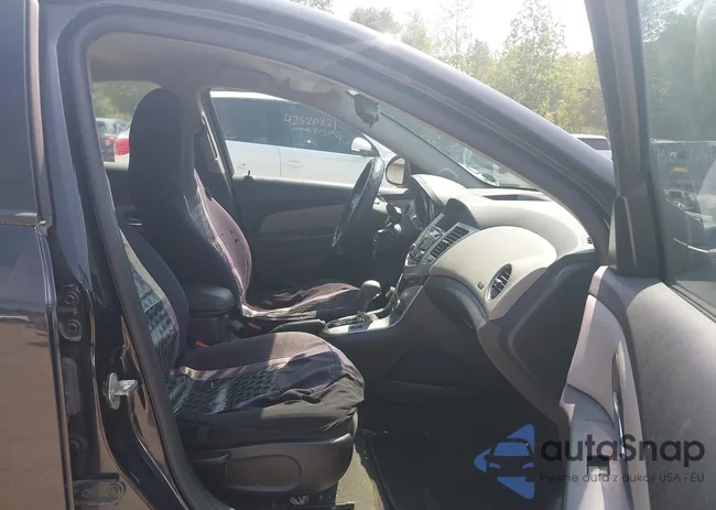 1G1PA5SG4D7319054: 42520962