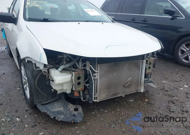 3FAHP0GA6BR322289: 42520215