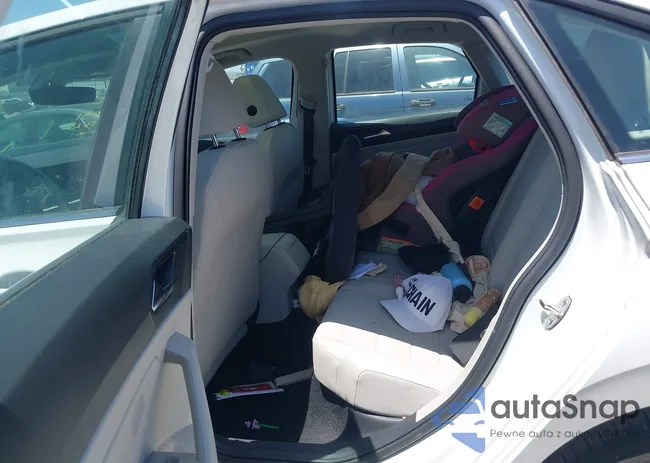 3VW7M7BU3RM023081: 42520235