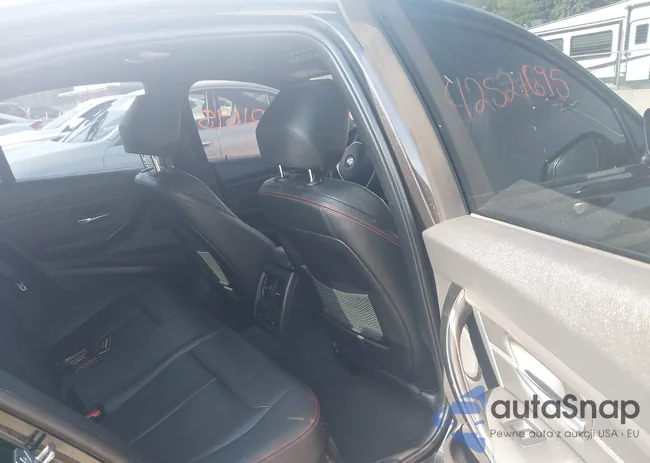 WBA3B3C53DF538577: 42521695