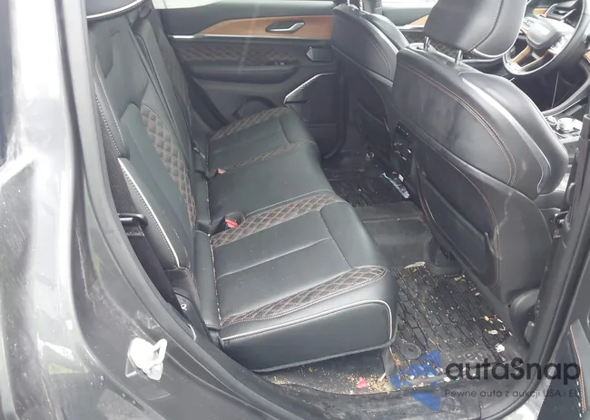 1C4RJYE64P8904140: 42521923