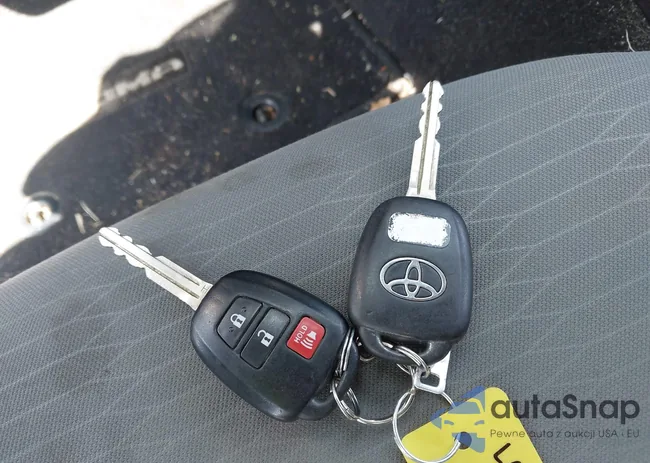 3TMCZ5AN4HM094497: 42521935