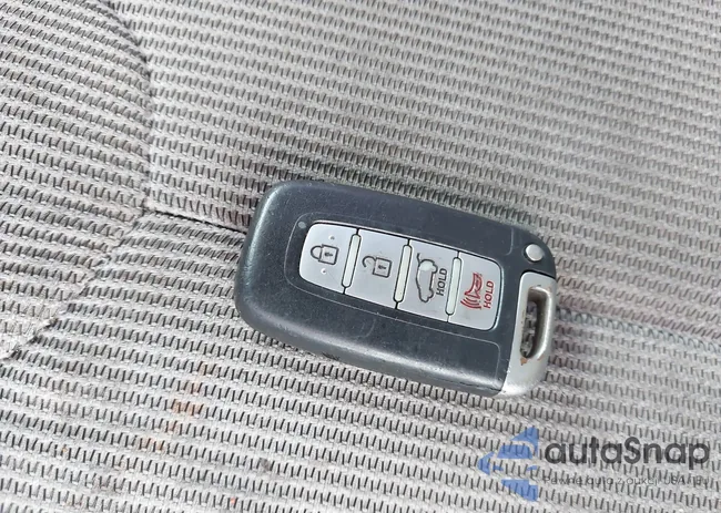 KMHTC6AD7CU025267: 42521548