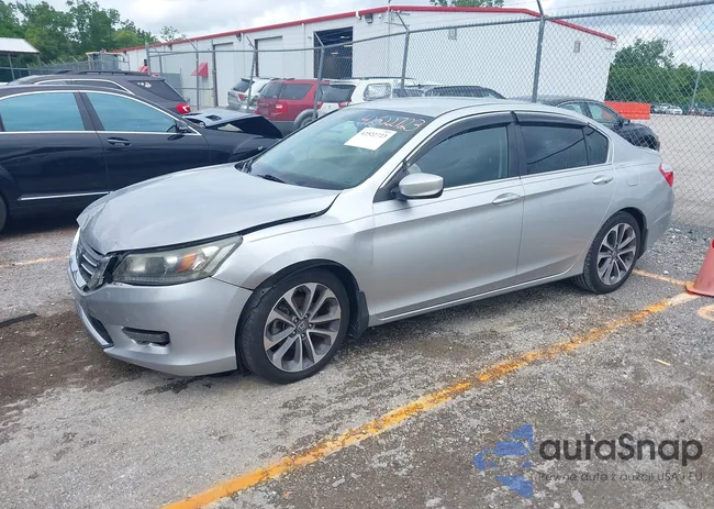 1HGCR2F57FA095968: 42522723