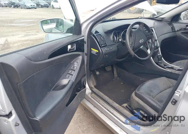 5NPEC4AC4CH345472: 42523049