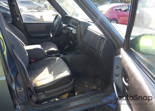 1J4FF48S31L546050: 42523103