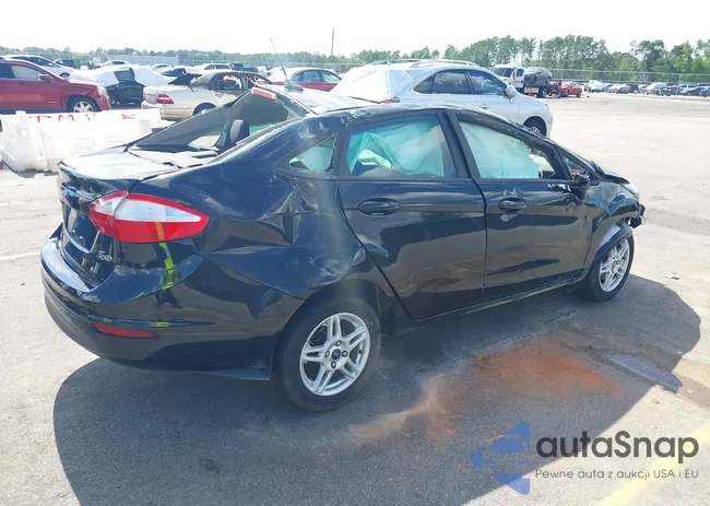 3FADP4BJ4HM153697: 42523139