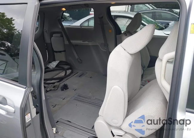 5TDKK3DC8BS161317: 42523179