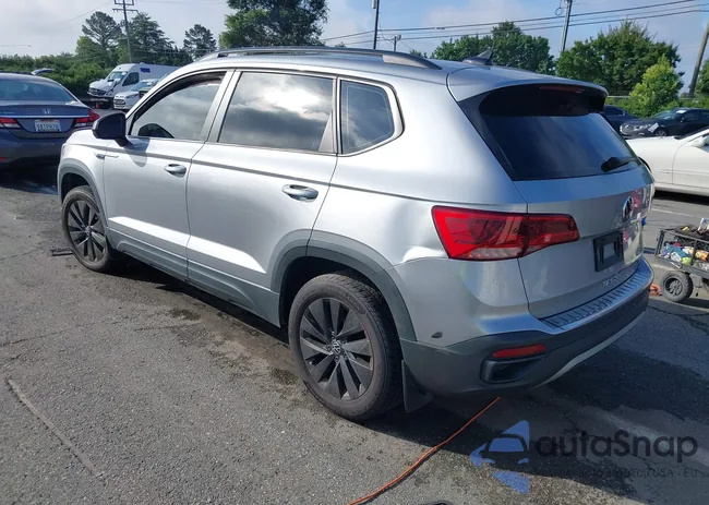 3VVAX7B29NM080900: 42522447