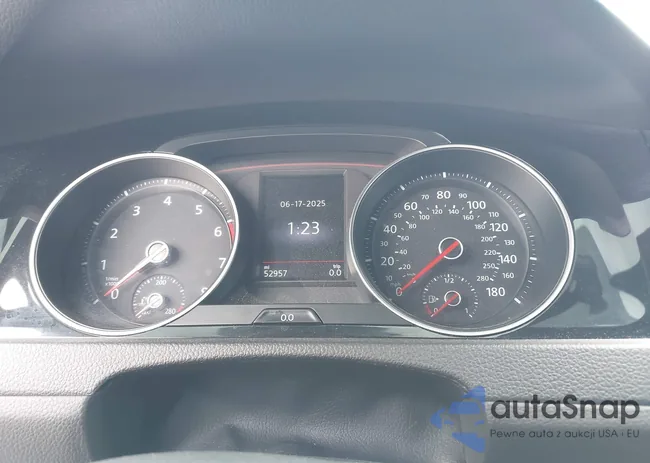 3VW6T7AU8MM010917: 42523697