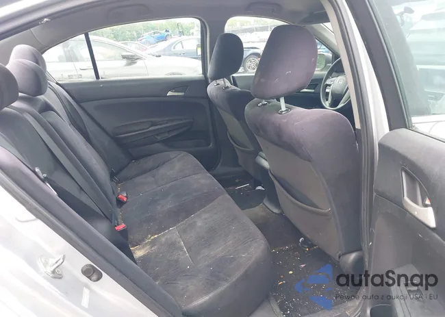 1HGCP2F36BA086600: 42523745