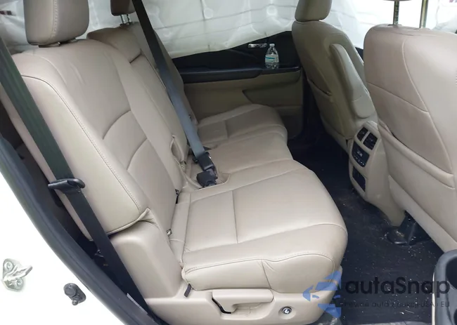 5FNYF6H58KB035670: 42523762