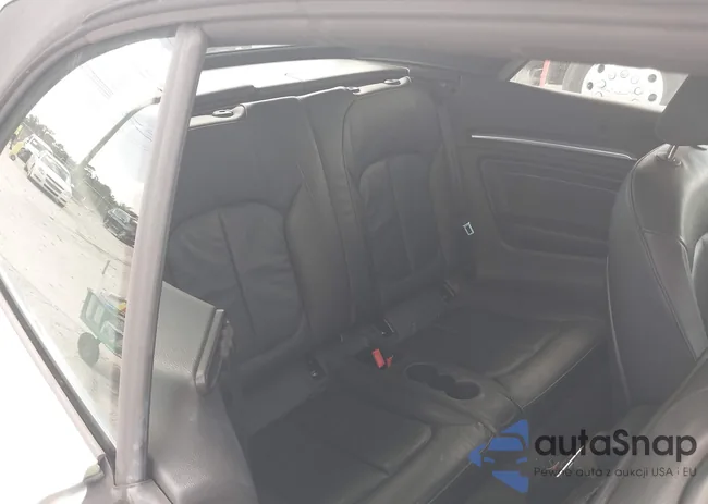 WAUWFLFF8F1073168: 42523908