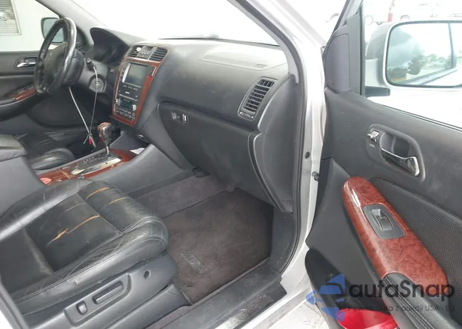 2HNYD18635H548125: 42523918