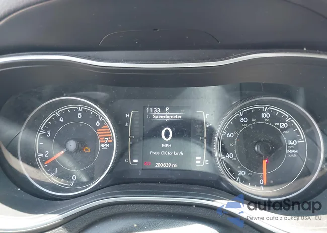 1C4PJLCB6KD221642: 42523938