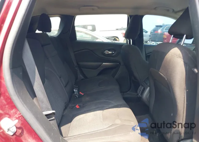 1C4PJLCB6KD221642: 42523938