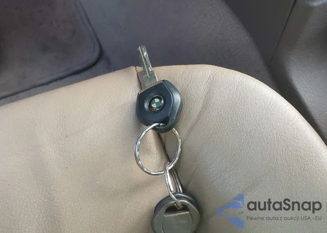 WBABJ8330XEM23911: 42523948