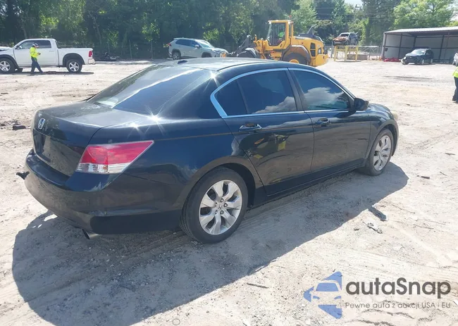 1HGCP26899A201177: 42523965