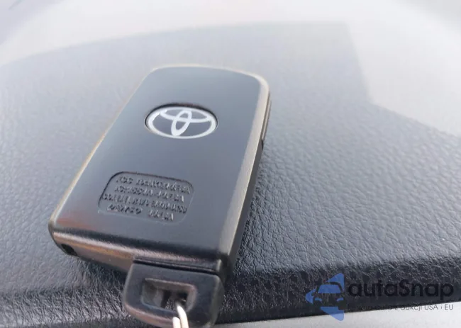 2T3YFREV3GW295742: 42523970